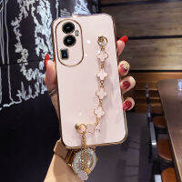 COROGI เคสสำหรับ OPPO Reno10 5G / Reno10 Pro 5G / Reno10 Pro + Plus 5G เคสพร้อมสายรัดข้อมือลายดอกโคลเวอร์นำโชคเคสมือถือเคลือบ6D หรูหราขอบสี่เหลี่ยมกรอบหลังแบบนิ่มป้องกันซิลิโคน