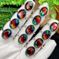 แหวน Ammolite แอมโมไนต์ธรรมชาติ14มม. เครื่องประดับสำหรับผู้หญิงผู้ชายของขวัญการรักษาลูกปัดสีเงินคริสตัลสีเขียวแหวนแบบปรับขนาดได้ AAAA