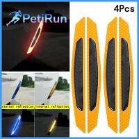 PETIRUN 4Pcs เครื่องประดับ ผู้พิทักษ์ รูปลอก ป้องกันการชนกัน สติ๊กเกอร์คำเตือน เครื่องหมายความปลอดภัย 5D คาร์บอนไฟเบอร์ แถบสะท้อนแสงประตูรถยนต์