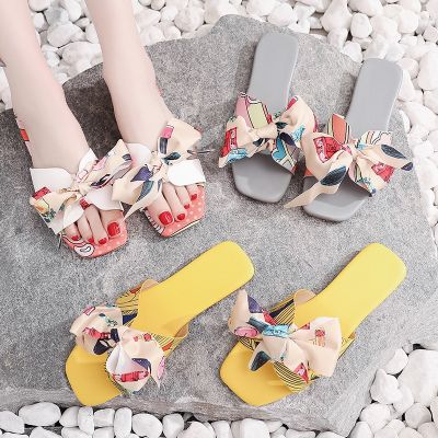 The new 2022 bow a word procrastinates flat with Bohemian cool summer fashion leisure han edition beach slippers