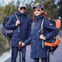 ● North Face Camp กลางความยาวเสื้อผู้ชายกลางแจ้งฤดูใบไม้ร่วงและฤดูหนาว Travel Windbreaker สาม-In-One Warm ชุดว่ายปีนเขาผู้หญิง