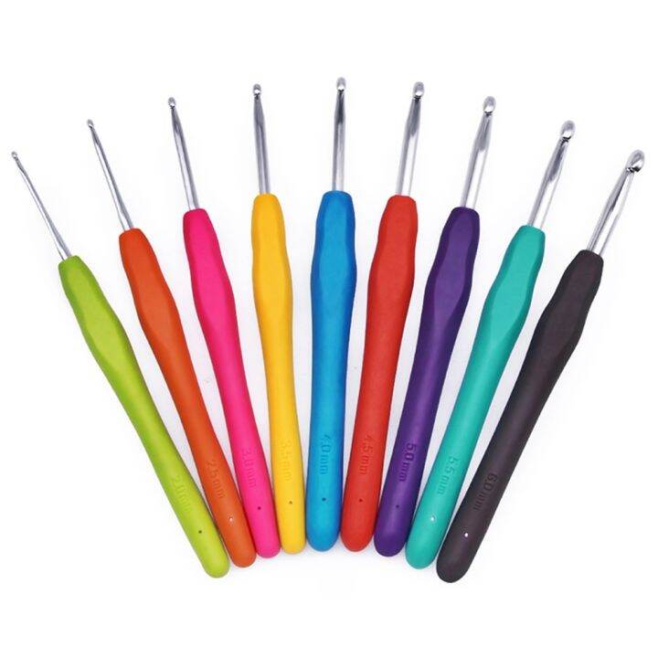 non-slip-handle-crochet-hooks-knitting-needles-set-colorful-soft-grip-cushioned-handles-knitting-needles-silicone-handle-hooks