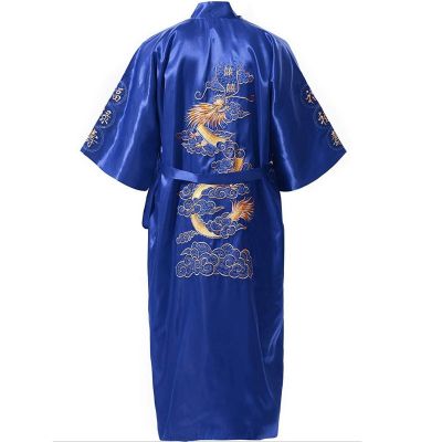 {Xiaoli clothing} ขนาดบวก XXXL สีฟ้าผู้หญิงจีนเนียนซาตินเสื้อคลุมแปลกเย็บปักถักร้อยมังกรกิโมโนยูกาตะเสื้อคลุมอาบน้ำชุดนอน Nightgown A138