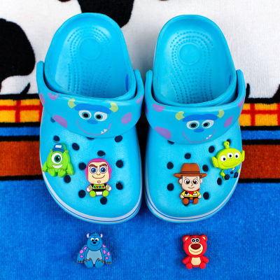 1 pcs Crocs Charms Toy Story อุปกรณ์เสริมรองเท้าตกแต่งหัวเข็มขัด PVC ป้ายรองเท้า Elegance Charms สำหรับ Crocs ผู้หญิงเด็กผู้หญิงของขวัญ-zptcm3861