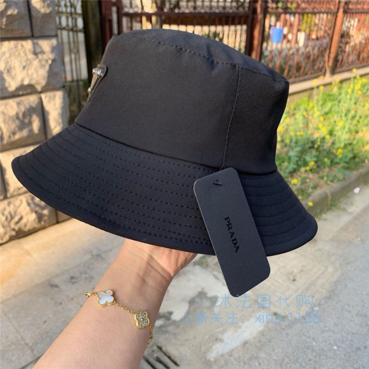 พร้อมส่งหมวกปราด้าบักเก็ตแฟชั่นผู้หญิง-nylon-bucket-hat-ป้ายแท็กครบ-ขนาด-54-น่ารักฮิตสุดๆพร้อมส่งทั้งสีดำและชมพู