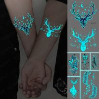 Blue Luminous Glow Tattoo สติกเกอร์กวางเรืองแสงงูกันน้ำชั่วคราว Tatoo ข้อมือ Fake Tattoo สำหรับ Body Art ผู้หญิงผู้ชาย