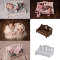 ☼ஐ Adereços De Fotografia Recém-nascidos Cama Madeira Retro Poses Infantis Crescimento Do Bebê Memorial Destacável Acessórios Fundo Sofá Para Meninos E Meninas