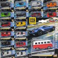 CCA 1:64 Volkswagen Audi โมเดลรถคลาสสิกหุ่นโชว์เสื้อผ้าสวยงามแบบสถิตโมเดลรถโลหะผสมของขวัญของสะสม