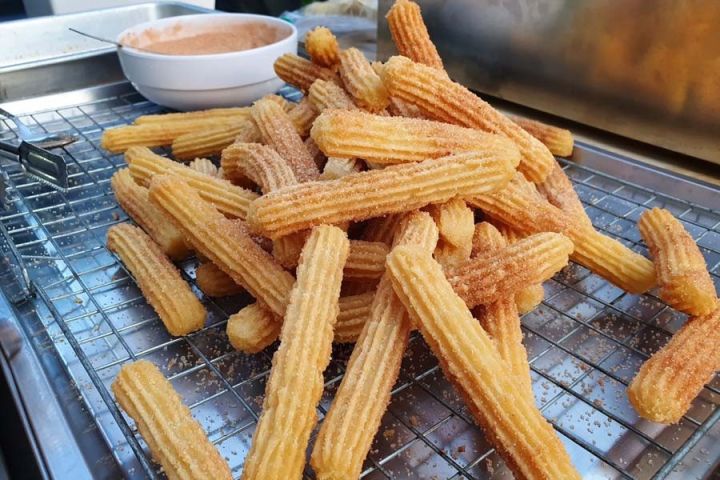 แป้งชูโรส-ปาท่องโก๋สเปน-เกาหลี-รสมันม่วง-500ก-1กก-churros-mix-ผงทำชูโรสสำเร็จรูป-ขนมชูโรสเกาหลี