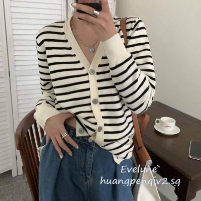 ●✇ Eve❥( -)Soft Waxy Black and White Striped Sweater Top for Womens Autumn Gentle Style V-neck with Long Sleeve Sweater