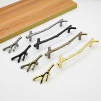 【LZ】✈﹍✻  Creative branch handle tray fork handle simple drawer cabinet door antique copper handle solid thickened handles for furniture