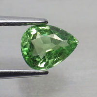 พลอย ซาโวไรท์ โกเมน เขียว ดิบ ธรรมชาติ แท้ ( Natural Tsavorite Garnet ) หนัก 1.22 กะรัต