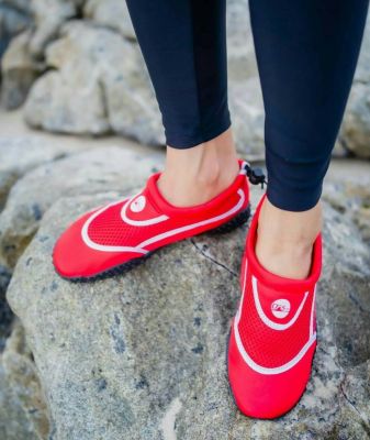 Drysuper รองเท้าเดินหาดรุ่นสปอร์ต สีแดง ผ้ายืดนาโนพร้อมพื้นยางแบบหนา