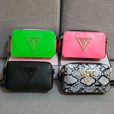 GUESS European and American retro snake pattern candy-colored small square bag camera bag chain shoulder Messenger