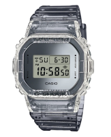 นาฬิกาข้อมือผู้ชายแท้ G-Shock Casioแท้ นาฬิกาคาสิโอลดราคา สายเรซิ่นใส DW-5600SK-1 ย้ำขายเฉพาะของแท้ มีใบรับประกัน