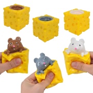 Chuột trốn trong miếng bánh phô mai squishy đồ chơi slime slam
