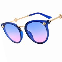 ₪ Women Glasse Little bee Fashion for women Sunglasses Men Square Brand Design Sun Glasses Oculos Retro male iron UV400 2023