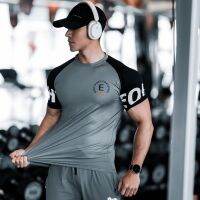 （Ready Stock）? 23 Spring And Summer Mens New Casual Running Sports Gym Slim Stretch Exercise Ice Feeling Quick-Drying Short-Sleeved T-Shirt YY