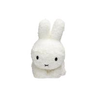 ตรงจากกระเจี๊ยวญี่ปุ่น Bruna Miffy แนบชิดและแนบชิดกระต่าย Plushie ประมาณ25เซนติเมตรสูง