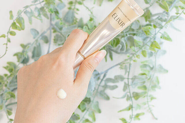 shiseido-elixir-white-enriched-ริ้วรอยสีขาวครีม-l-22g-15g-22g-15g