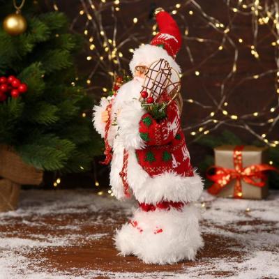 ซานตาคลอส "ในเสื้อคลุมสีแดงกรวยและของขวัญ"; 15x30ซม.