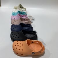 รองเท้าเด็ก Crocs แบบสวม รุ่น Classic  clog ใส่สบาย นิ่ม เบา