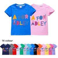 [HOT YUHIIIXWQQW 568] เด็กสำหรับ Adley ฤดูร้อนเสื้อผ้าสาววันเกิด T เสื้อผ้าฝ้ายเสื้อเด็กวัยหัดเดิน Big Boys Tops โรงเรียนเด็กแฟชั่นแขนสั้น Tees