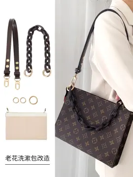 Louis Vuitton Presbyopia Clutch Messenger Bag Underarm Bag Wrist