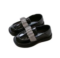 Max step  รองเท้าคัชชูเด็กผู้หญิง ติดเพชรคาด (สีดำ) รุ่น YNK9988
