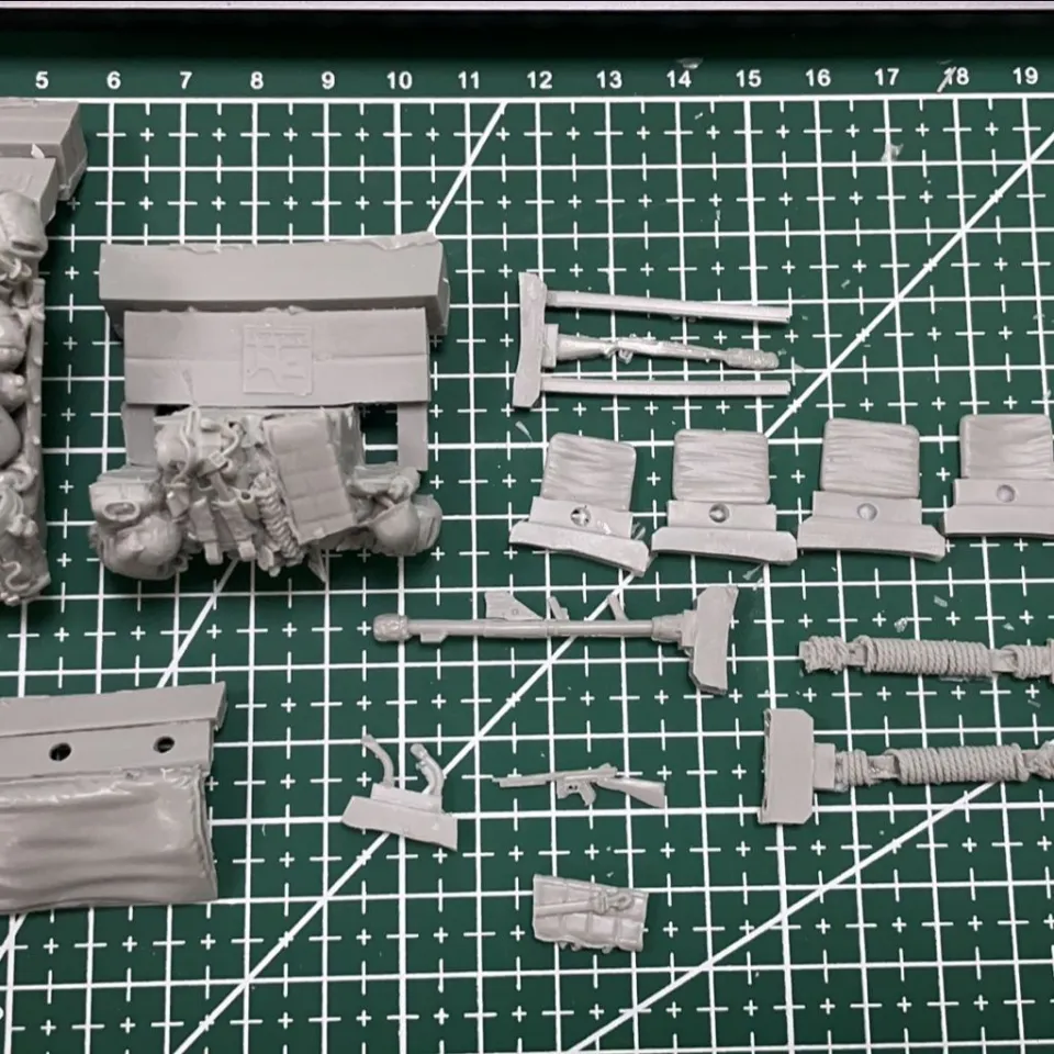 1:35 Scale Resin Die-casting Of Hummer Armored Vehicle Parts Modification  Does Not Include Tank Unpainted Model 35843