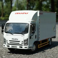 Isuzu แบบหล่อขึ้นรูปปีกรถตู้รถบรรทุกขนาดเล็ก1:18จำลองอัลลอยด์ตกแต่งโมเดลรถยนต์โชว์ของสะสมของที่ระลึก