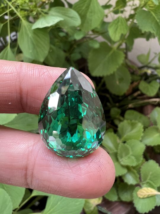มรกต เอมเมอรัล เพชรรัสเซีย เนื้อแข็ง Green Emerald very fine lab MADE 25X18 มม mm. 59 กะรัต 1เม็ด carats (พลอยสั่งเคราะเนื้อแข็ง)