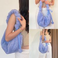 Fluffy cozy bag กระเป๋าขนนุ่ม ปรับสายได้ มีกระเป๋าด้านใน