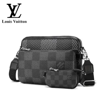 Louis Vuitton Pouches and wristlets for Men, Online Sale up to 42% off