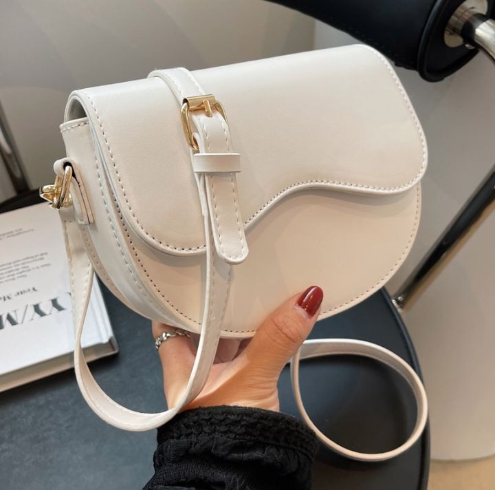 female-bag-is-popular-this-year-in-the-summer-of-2022-the-new-advanced-texture-joker-oblique-satchel-fashion-one-shoulder-saddle-bag