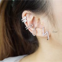 Thunder blink - X blink - Double lined- Shooting star earrings set. (เซ็ตต่างหูและ earcuff งานชุบทองคำขาว เพชร CZ)