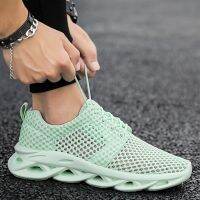 2021 New Outdoor Lightweight Running Shoes For Man Mesh Breathable Soft Thick Sole Hole Bottom Training Shoes Athletic Sneakers