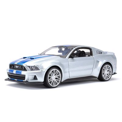 รถ1:24หล่อแบบคงที่รถรถสปอร์ต Maisto 2014 Ford Mustang Street R โมเดลรถของเล่น