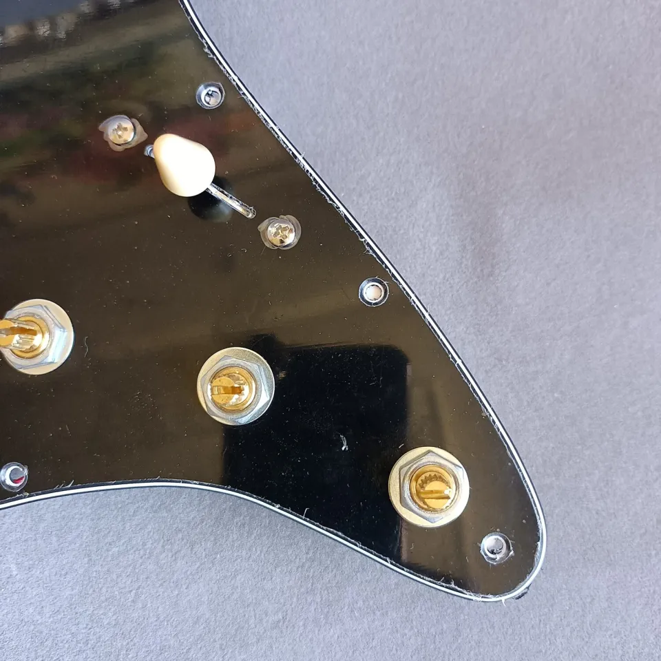 Upgrade Loaded Fender Pickguard SSS Yellow Seymour Duncan SSL1