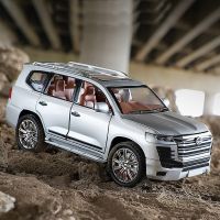 1/24 Toyota LAND CRUISER LC300 SUV รุ่นรถ Diecast โลหะของเล่นจำลอง Off-Road รถดึงกลับรถรุ่นเด็กของขวัญ