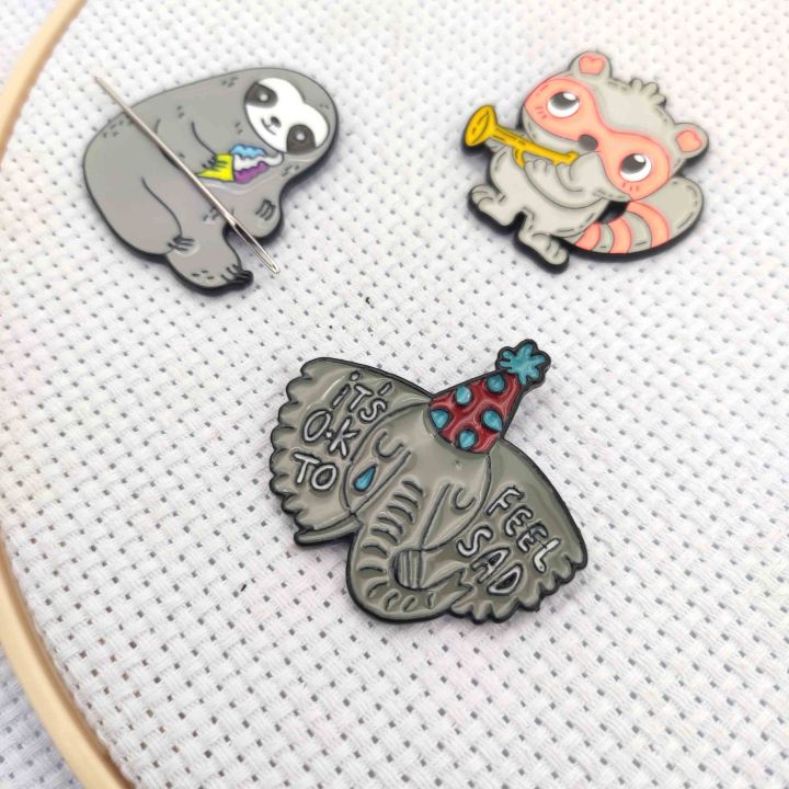 cute-magnetic-needle-minders-sewing-magnet-project-needles-holder-cross-stitch-embroidery-needle-keeper-help-manage-needle-work-needlework