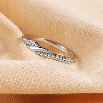 [COD]แหวนสำหรับของขวัญผู้หญิงที่เรียบง่ายสไตล์พัน Micro เพทายสีขาวสีทองทุกวันวันเกิดแฟชั่นเครื่องประดับ DZR020