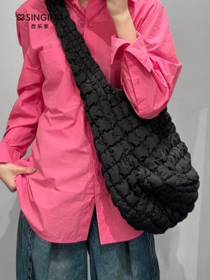 ☍ cos same style quilted cloud bag 2023 new bag womens niche commuting large-capacity pleated one-shoulder armpit bag