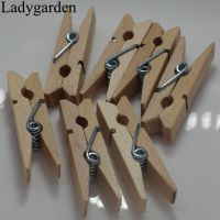 Mine Size 25mm Mini Natural Wooden Clips for Photo Clips Clothespin Craft Decoration Clips Pegs Clips Pins Tacks