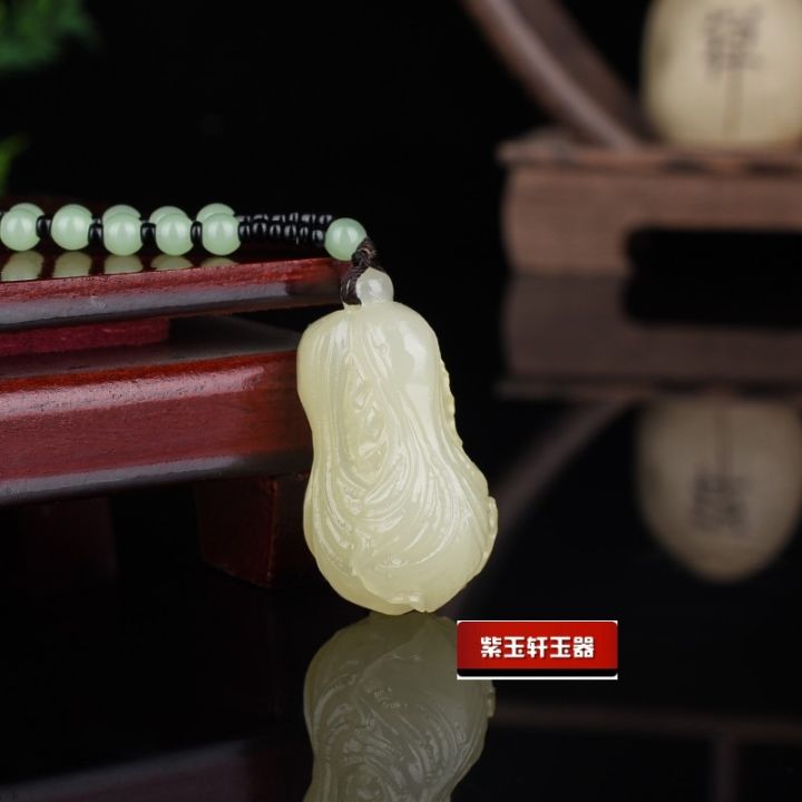 hetian-jade-cabbage-pendant-zhaocai-pendant-baicai-green-cabbage-jade-pendant