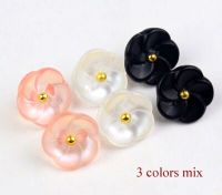 20pcslot Fashion Flower 11.5mm White&amp;Pink&amp;Black Shank Buttons for Sewing Kids Clothing Button Garment Accessories