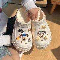 รองเท้าแตะสำหรับสุภาพสตรี Thick bottom hole hole shoes for women soft bottom 2023 new beach in baotou half season cool slippers