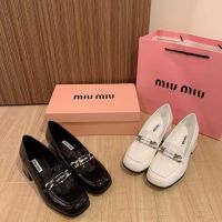 miumiuˉRetro chunky heels Black/White patent leather ladies mary jane shoes Full shoes Box size 35-40