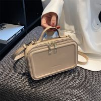 ●☾ Web celebrity fashionpure and fresh and oblique shoulders bagbrim of new fund of 2022 autumn winters butbag female mobile phone bag