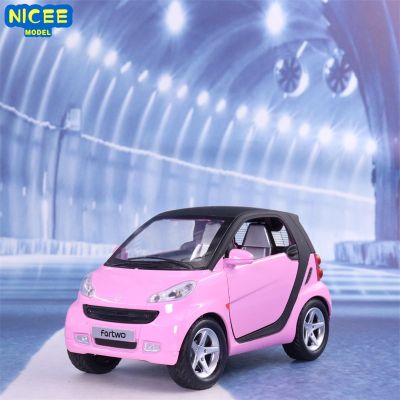 Mercedes-Benz SMART High Simulation Diecast Car Metal Alloy Model Car Childrens Toys Collection Gifts E11